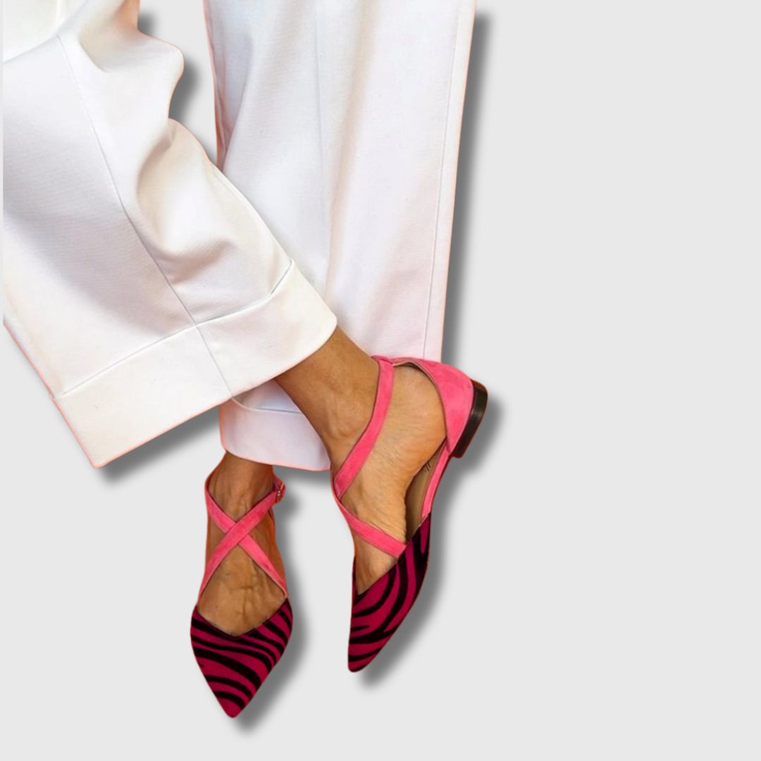 Deborah™ – Women’s Refined Zebra Flat Sandals